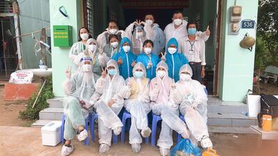 Trung tâm Y tế thành phố Long Xuyên tình nguyện hỗ trợ tiêm chủng vắc xin phòng  COVID-19 cho toàn huyện An Phú, ngày 19-20/9/2021